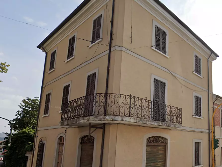 Immagine 15 di Stabile in vendita  in Via Flaminia a Colli Al Metauro