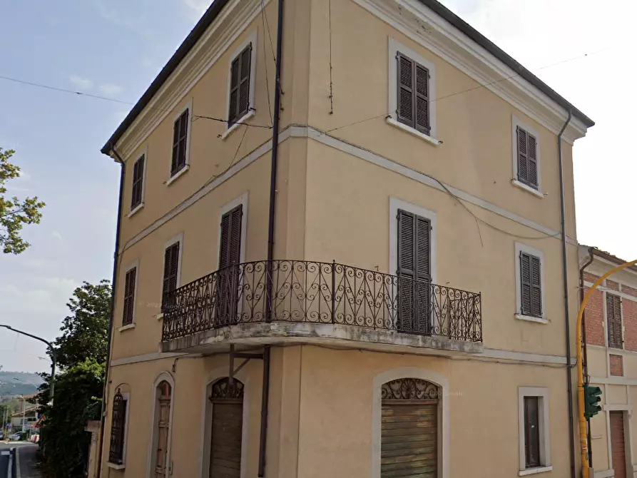 Immagine 16 di Stabile in vendita  in Via Flaminia a Colli Al Metauro