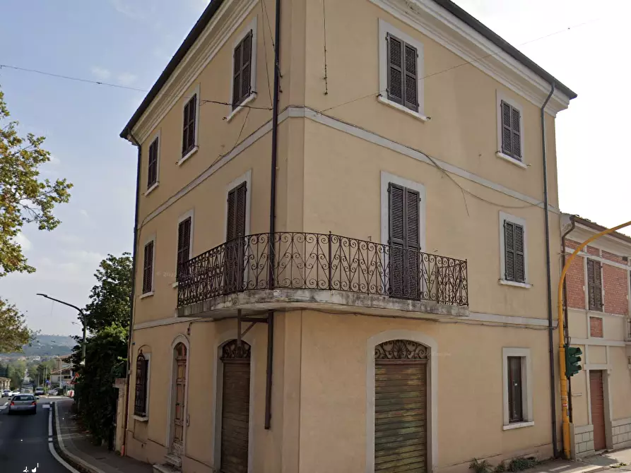 Immagine 17 di Stabile in vendita  in Via Flaminia a Colli Al Metauro