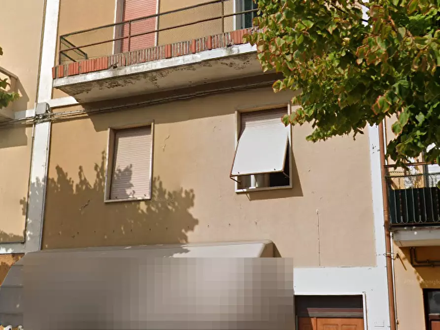 Immagine 2 di Appartamento in vendita  in Viale Coniugi Evangelisti a Terre Roveresche