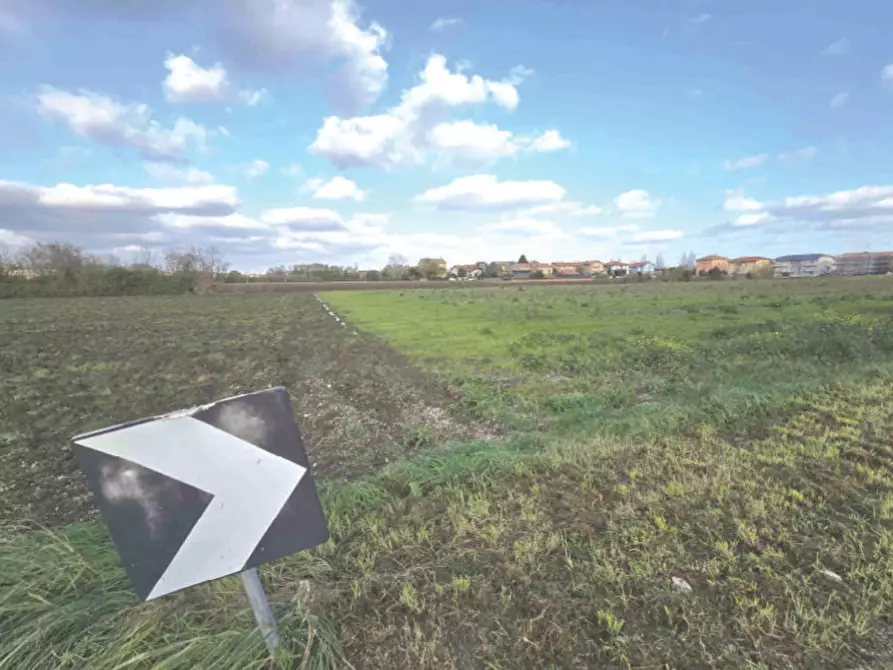 Immagine 3 di Terreno edificabile in vendita  in Viale Europa  a Mondolfo