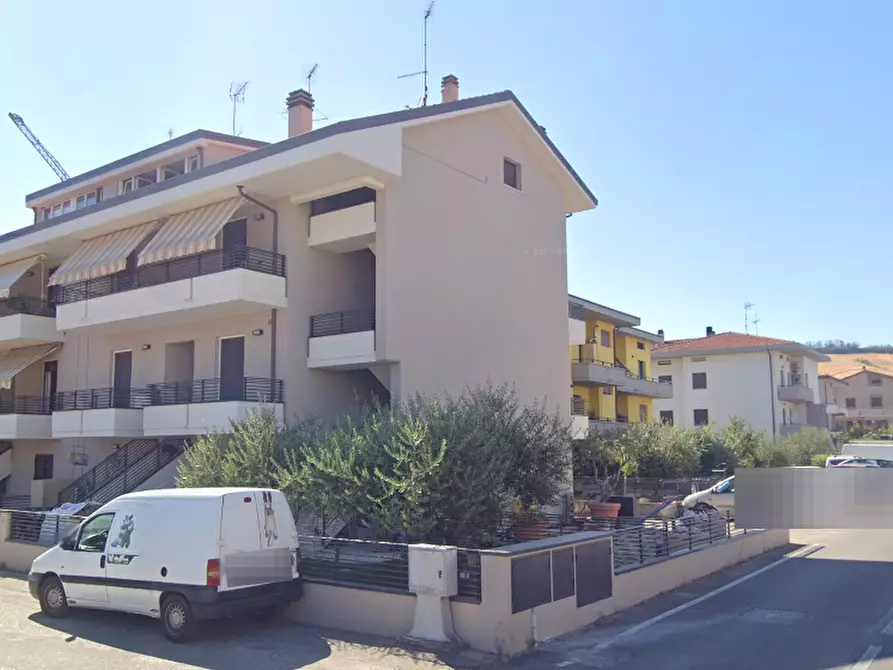 Immagine 31 di Appartamento in vendita  in Via Zandonai a Montelabbate