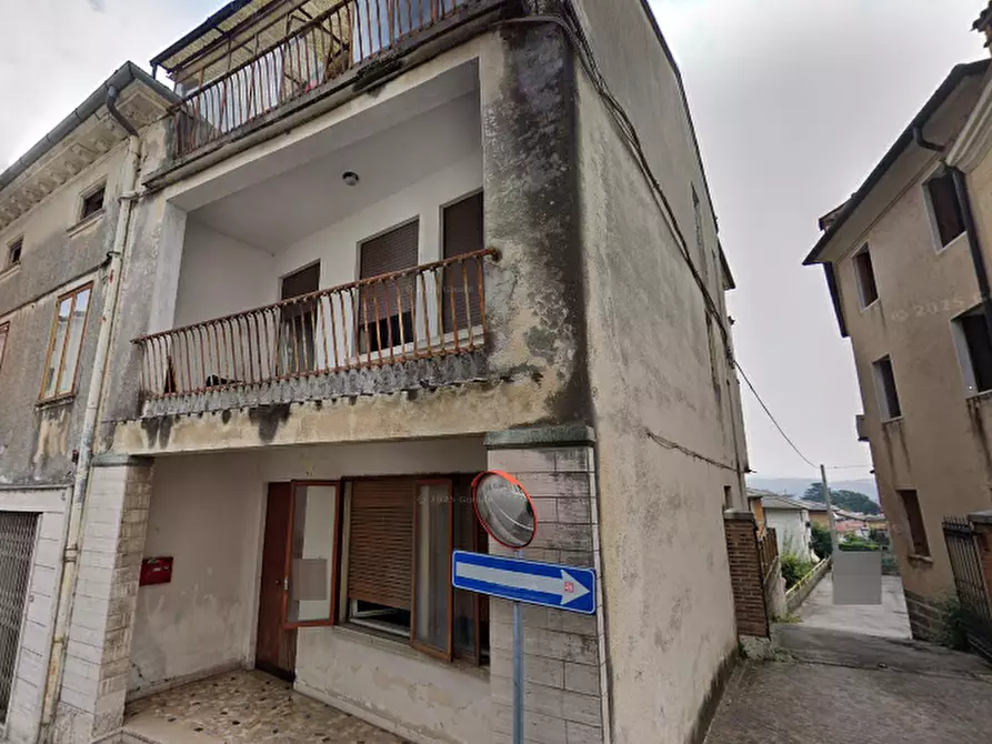Immagine 5 di Porzione di casa in vendita  in Via Libertà a Piovene Rocchette