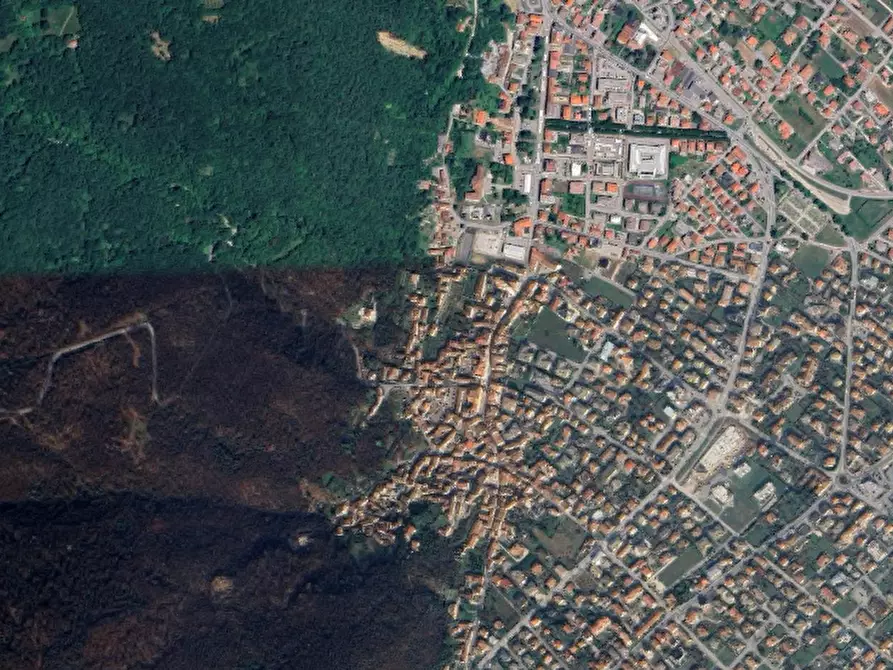 Immagine 8 di Porzione di casa in vendita  in Via Libertà a Piovene Rocchette