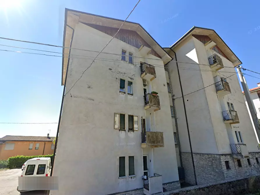 Immagine 23 di Appartamento in vendita  in Via Minzoni a Lugo Di Vicenza