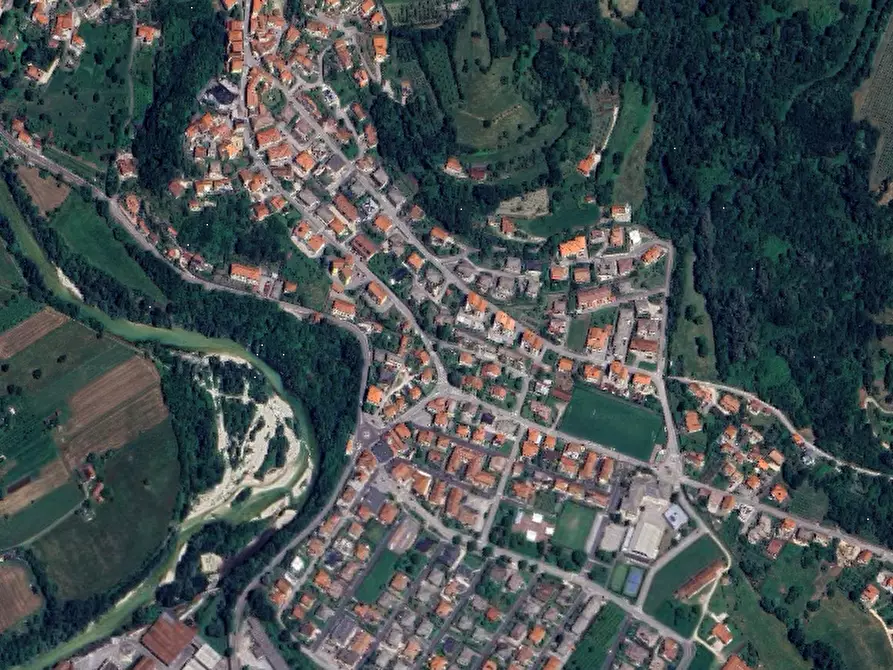 Immagine 27 di Appartamento in vendita  in Via Minzoni a Lugo Di Vicenza