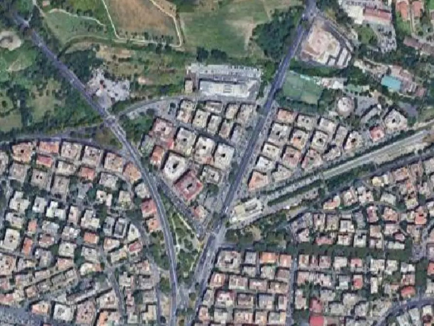 Immagine 21 di Hotel in vendita  in Via Monterosi a Roma