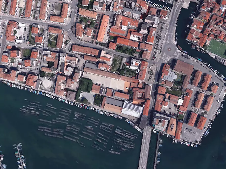 Immagine 1 di Posto auto in vendita  in Campo marconi a Chioggia