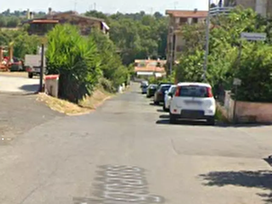 Immagine 14 di Appartamento in vendita  in Via Madignano a Roma