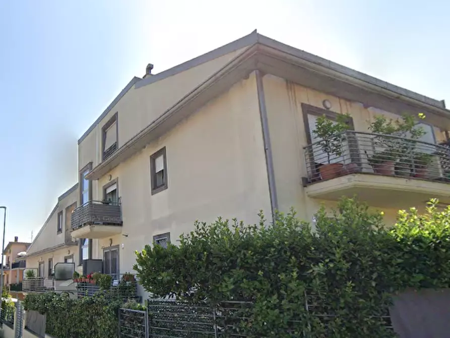 Immagine 17 di Appartamento in vendita  in Via Madignano a Roma