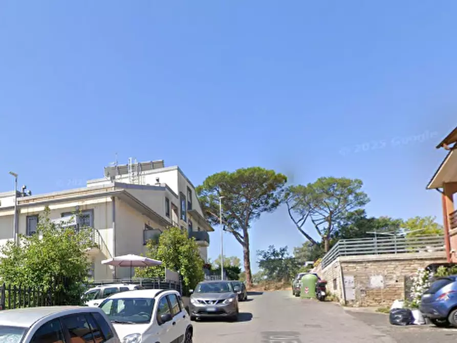 Immagine 23 di Appartamento in vendita  in Via Madignano a Roma