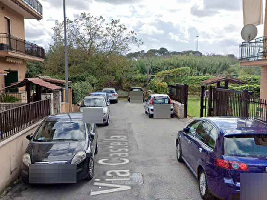 Immagine 4 di Appartamento in vendita  in Via Castellanza a Roma