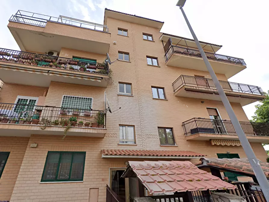 Immagine 7 di Appartamento in vendita  in Via Castellanza a Roma