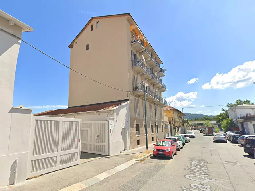 Immagine 12 di Appartamento in vendita  in Via Quittengo  a Torino