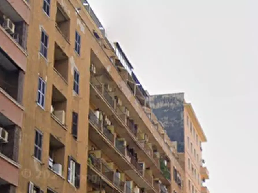 Immagine 3 di Appartamento in vendita  in Via Manlio Torquato a Roma
