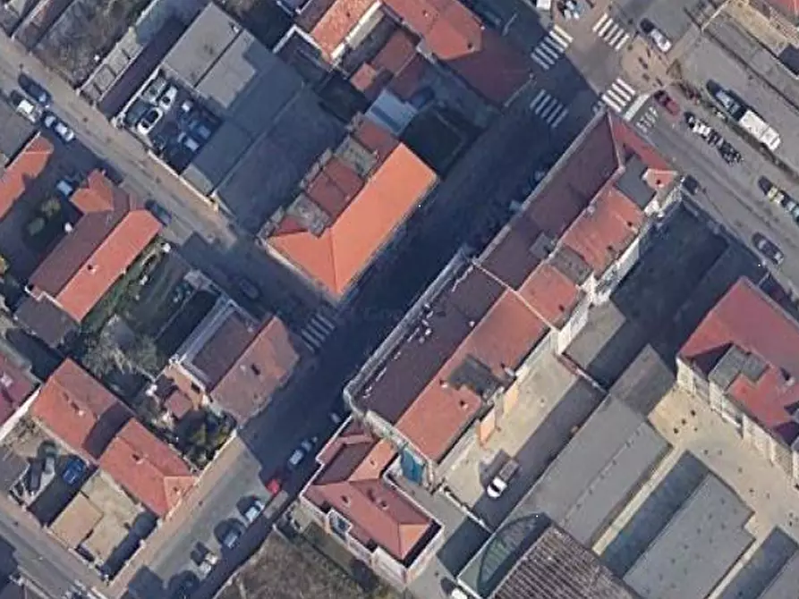 Immagine 16 di Negozio in vendita  in Via San Francesco d'Assisi a Nichelino