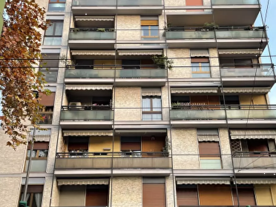 Immagine 2 di Appartamento in vendita  in Viale Fulvio Testi a Milano