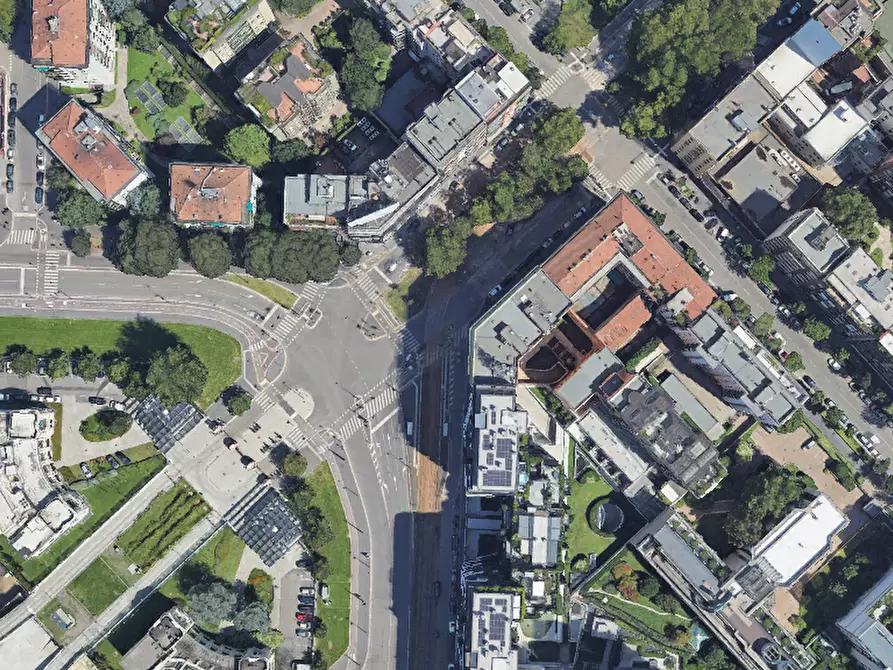 Immagine 10 di Appartamento in vendita  in Via Giovanni da Procida a Milano