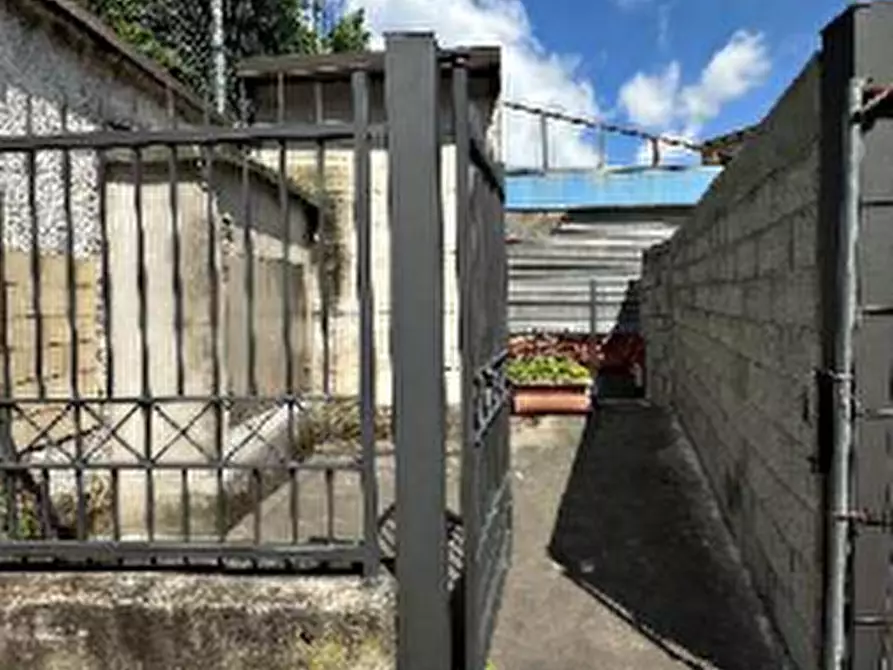 Immagine 3 di Garage in vendita  in Via Taormina a Milano