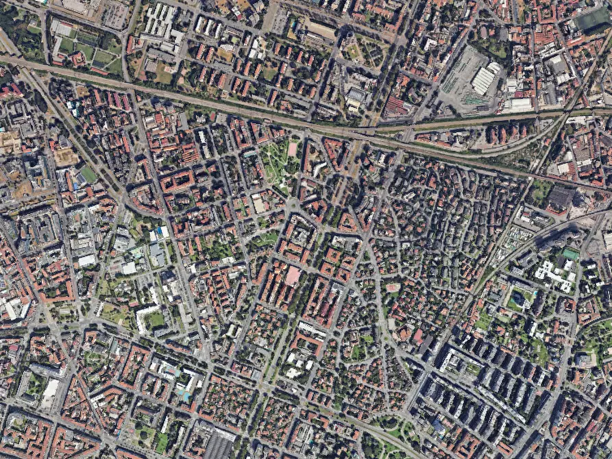 Immagine 3 di Garage in vendita  in Via Taormina a Milano