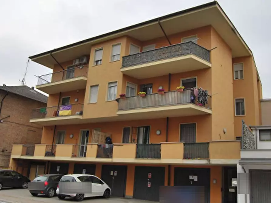 Immagine 1 di Appartamento in vendita  in Via Padana Ovest a Quattordio