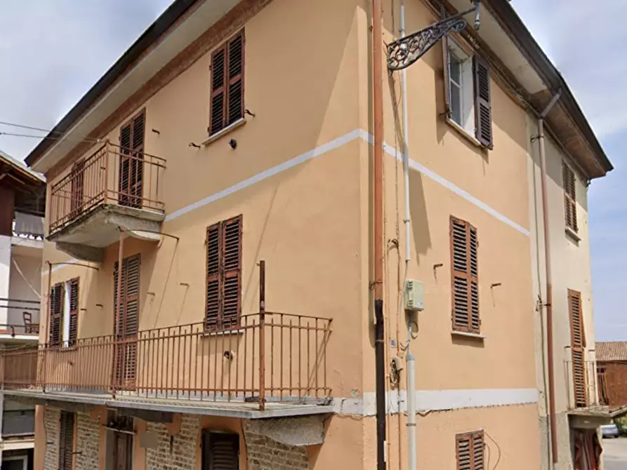 Immagine 1 di Casa indipendente in vendita  in Via Roma a Castelletto Molina