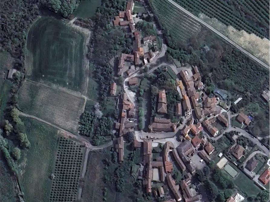 Immagine 10 di Casa indipendente in vendita  in Via Roma a Castelletto Molina