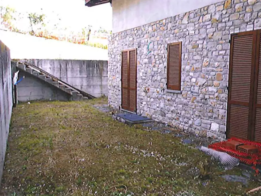 Immagine 12 di Appartamento in vendita  in Via Papa Giovanni XXIII a Caprino Bergamasco