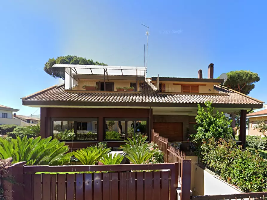 Immagine 1 di Porzione di villa in vendita  in Via Bouganville a Anzio