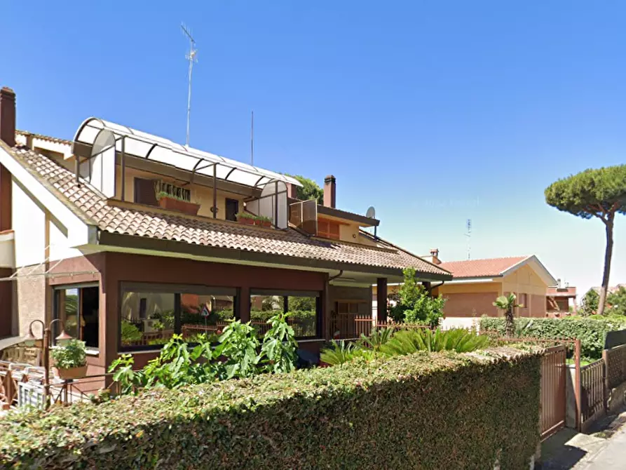 Immagine 6 di Porzione di villa in vendita  in Via Bouganville a Anzio