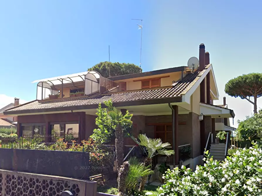 Immagine 10 di Porzione di villa in vendita  in Via Bouganville a Anzio