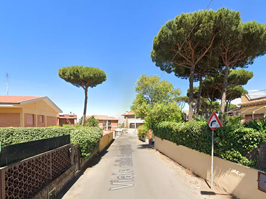 Immagine 29 di Porzione di villa in vendita  in Via Bouganville a Anzio