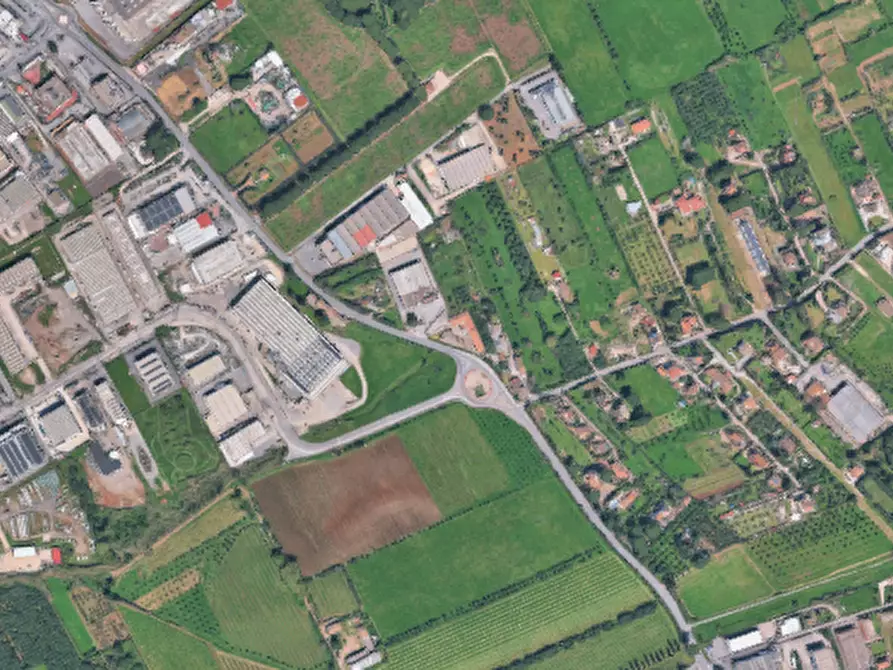 Immagine 10 di Magazzino in vendita  in Via Nettunense Nuova a Marino