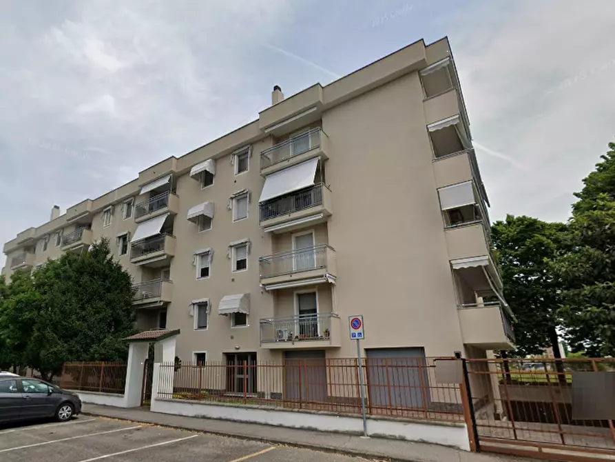 Immagine 8 di Appartamento in vendita  in Via Alessandrini a Paullo