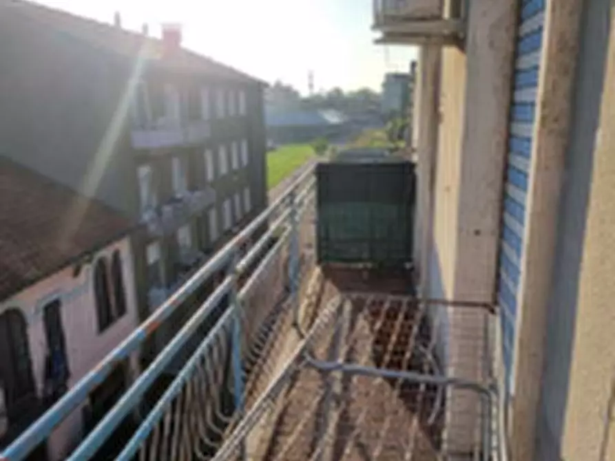 Immagine 2 di Appartamento in vendita  in Via Tripoli a Desio