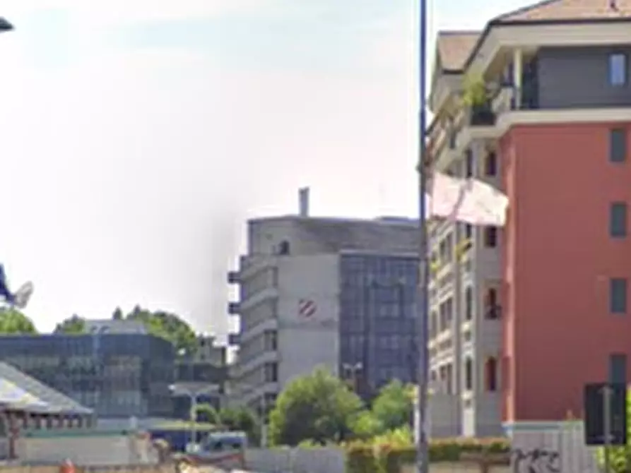 Immagine 5 di Appartamento in vendita  in Via Tripoli a Desio