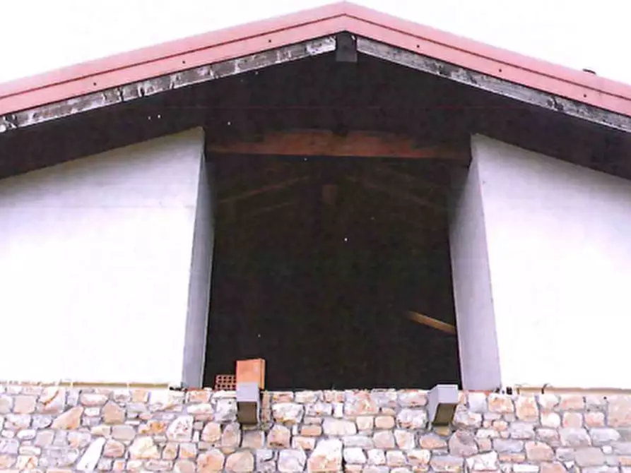 Immagine 4 di Appartamento in vendita  in Viale Papa Giovanni XXII a Caprino Bergamasco