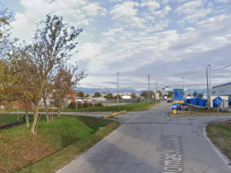 Immagine 15 di Laboratorio in vendita  in Via Thomas Alva Edison a Villorba