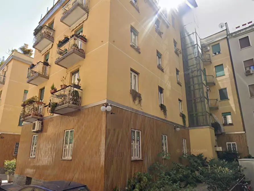 Immagine 7 di Appartamento in vendita  in Via Lomellina  a Milano