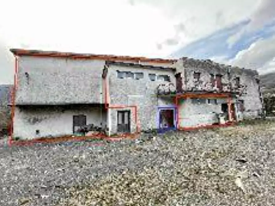 Immagine 8 di Magazzino in vendita  in Via Garibaldi a Monasterolo Del Castello