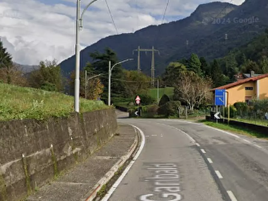 Immagine 11 di Magazzino in vendita  in Via Garibaldi a Monasterolo Del Castello