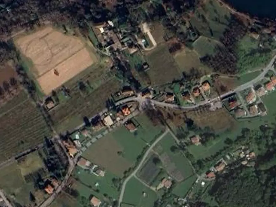 Immagine 12 di Magazzino in vendita  in Via Garibaldi a Monasterolo Del Castello