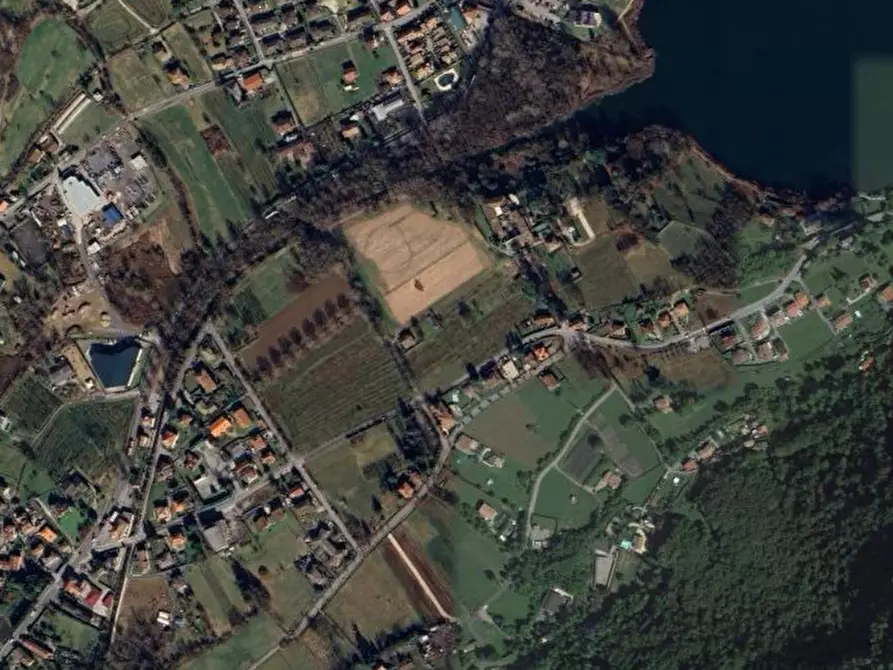 Immagine 13 di Magazzino in vendita  in Via Garibaldi a Monasterolo Del Castello