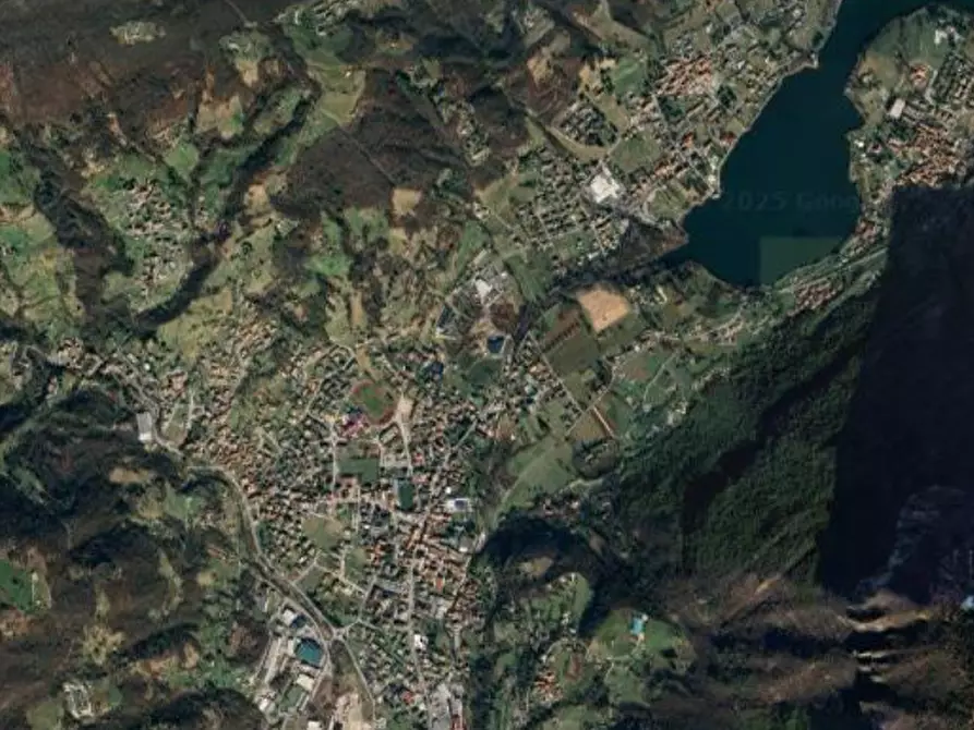 Immagine 14 di Magazzino in vendita  in Via Garibaldi a Monasterolo Del Castello