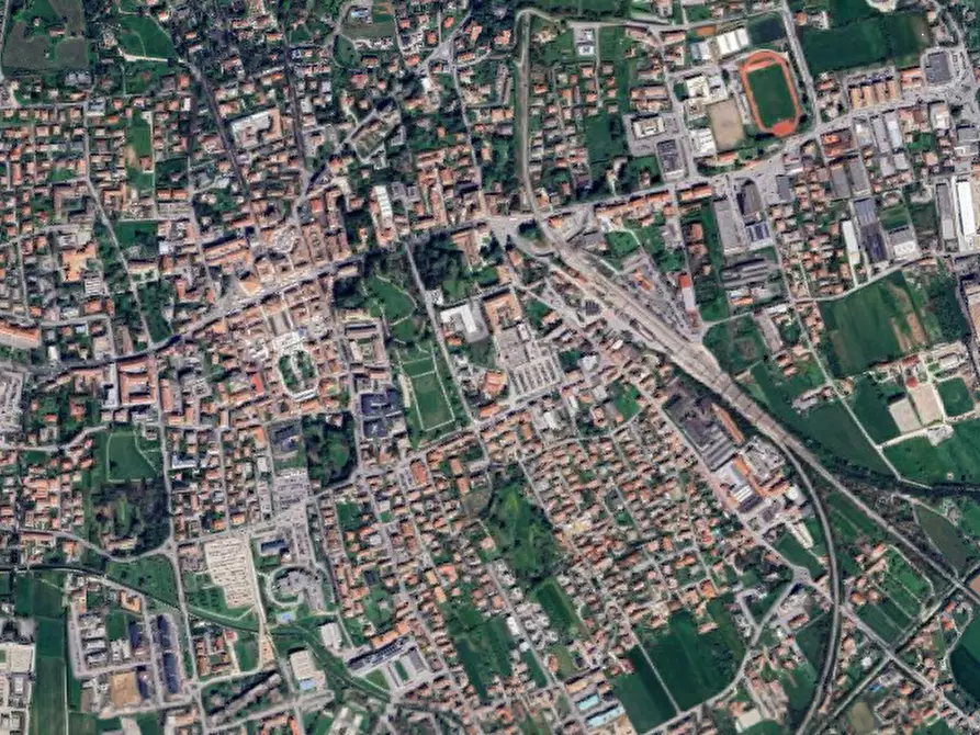 Immagine 5 di Negozio in vendita  in Via Risorgimento a Montebelluna