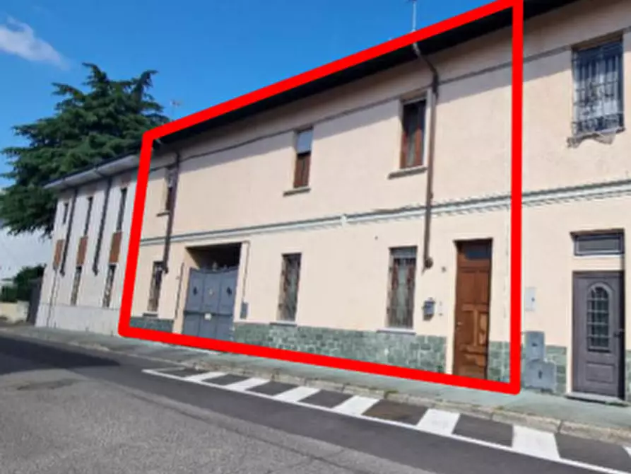 Immagine 1 di Appartamento in vendita  in Via Giovanni Da Legnano  a Legnano