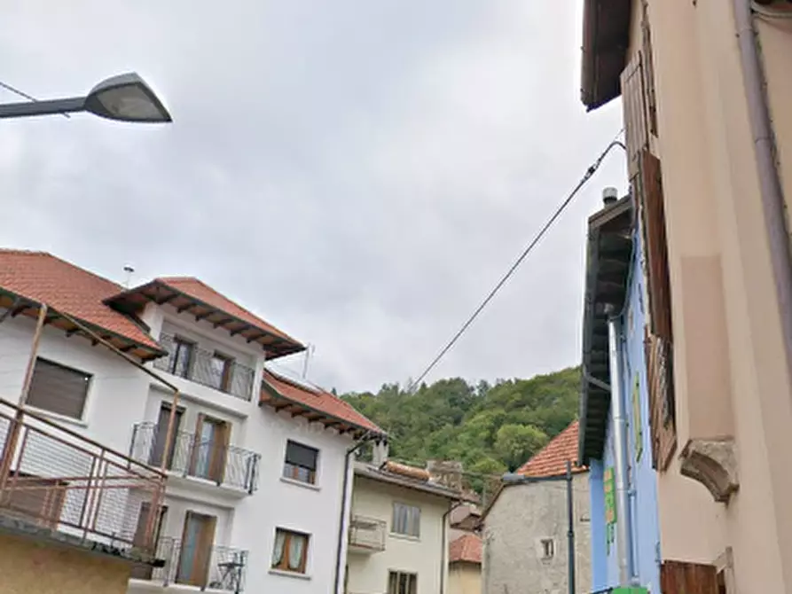 Immagine 2 di Porzione di casa in vendita  in Via I maggio a Tambre