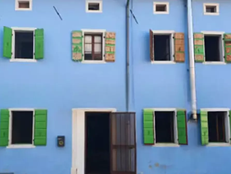 Immagine 1 di Porzione di casa in vendita  in Via I maggio a Tambre