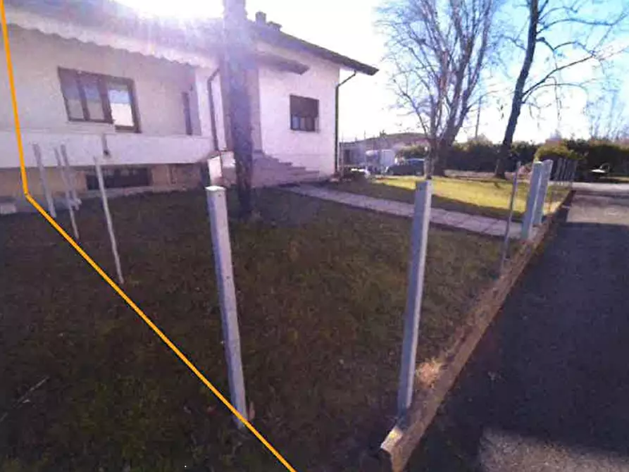Immagine 2 di Porzione di villa in vendita  in Via XIX Luglio a Codognè