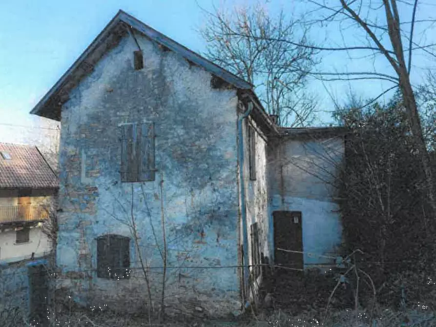 Immagine 2 di Rustico / casale in vendita  in Via Marcador a Borgo Valbelluna